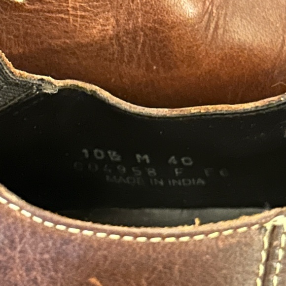 Cole Haan Men's American Classics Montrose Plain Toe Oxfords. - Picture 8 of 11